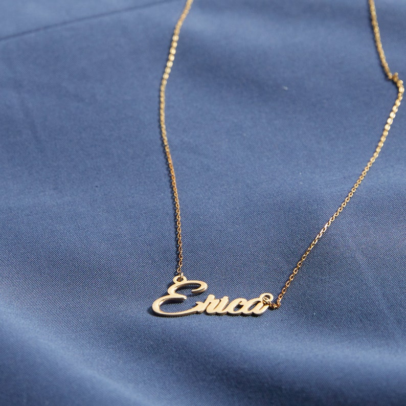 Dazzling Customizable Name Necklace - Myths Jewels